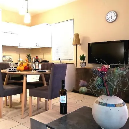 Appartement Odyseia Apts ιi At The Center Of The & Old Town La Canée