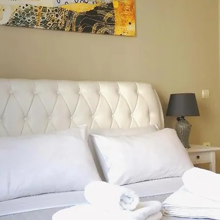 Apartment Odyseia Apts ιi At The Center Of The & Old Town